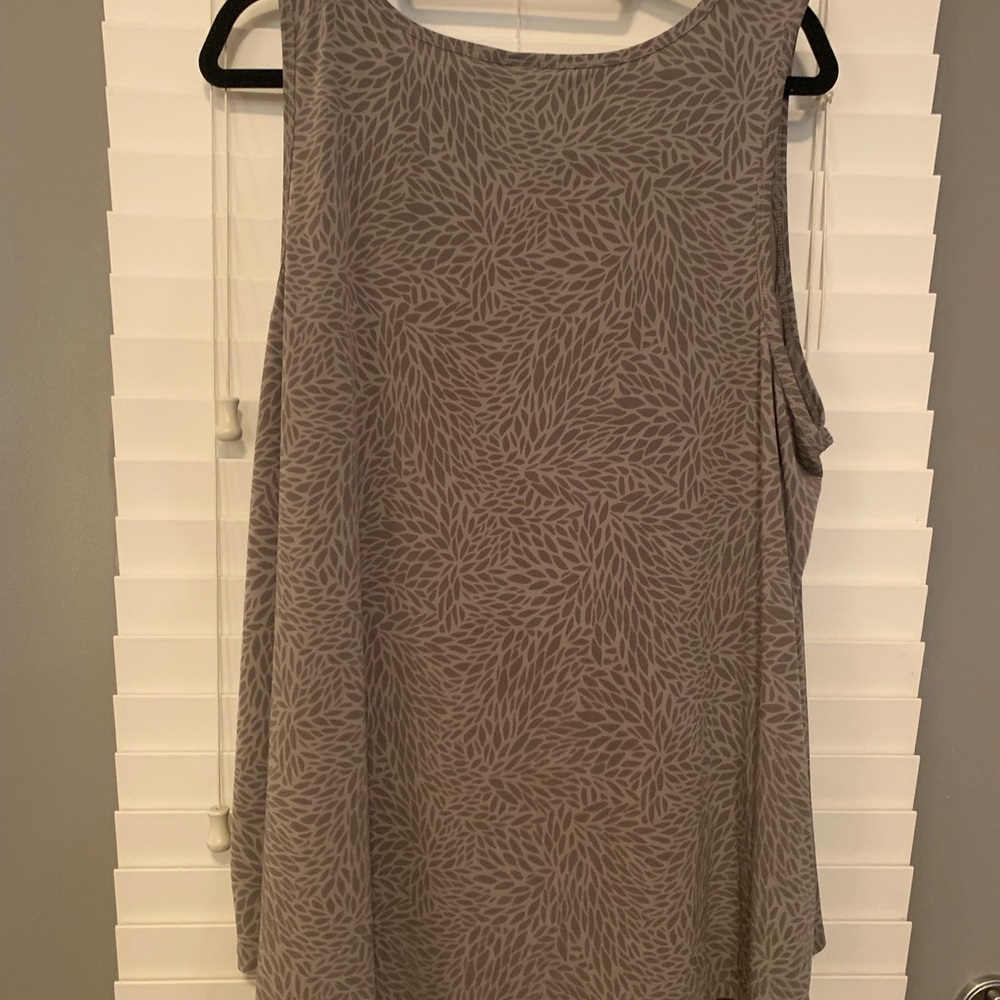 Patterned Tank!! - image 4